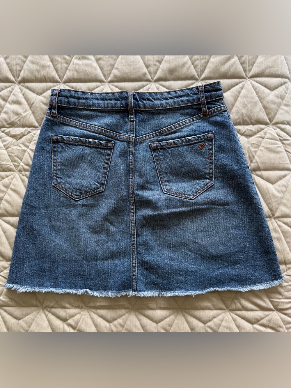 William Rast Washed Blue Denim A-Line Mini Skirt with Raw Hem – Size 26 junior - Picture 5 of 5